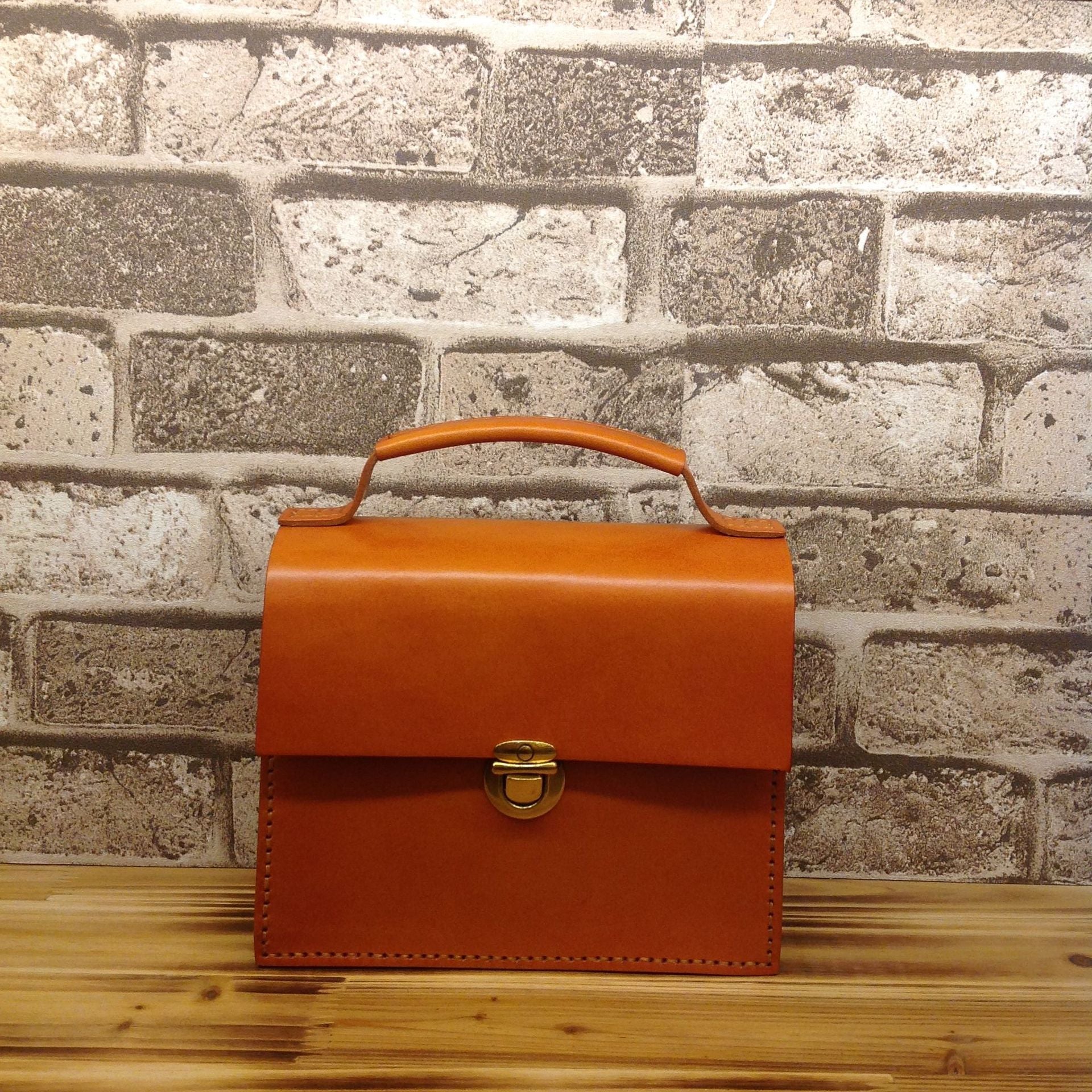 099bfd5a-cce6-43b3-b0ce-b6cefbeb2896