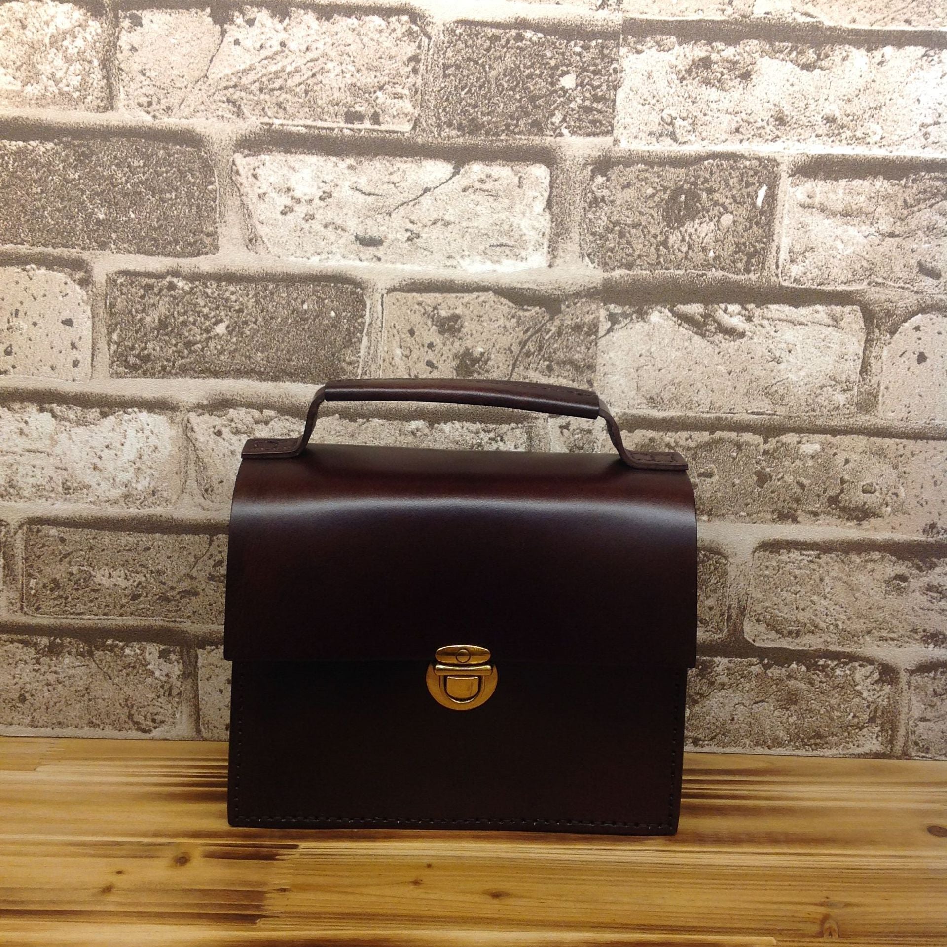 5ea6cdc3-4089-4b90-8e50-f071f8b04ce1