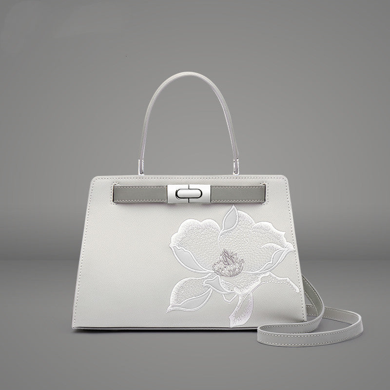 832ef934-73f8-4f4d-828f-8b6d3216de29