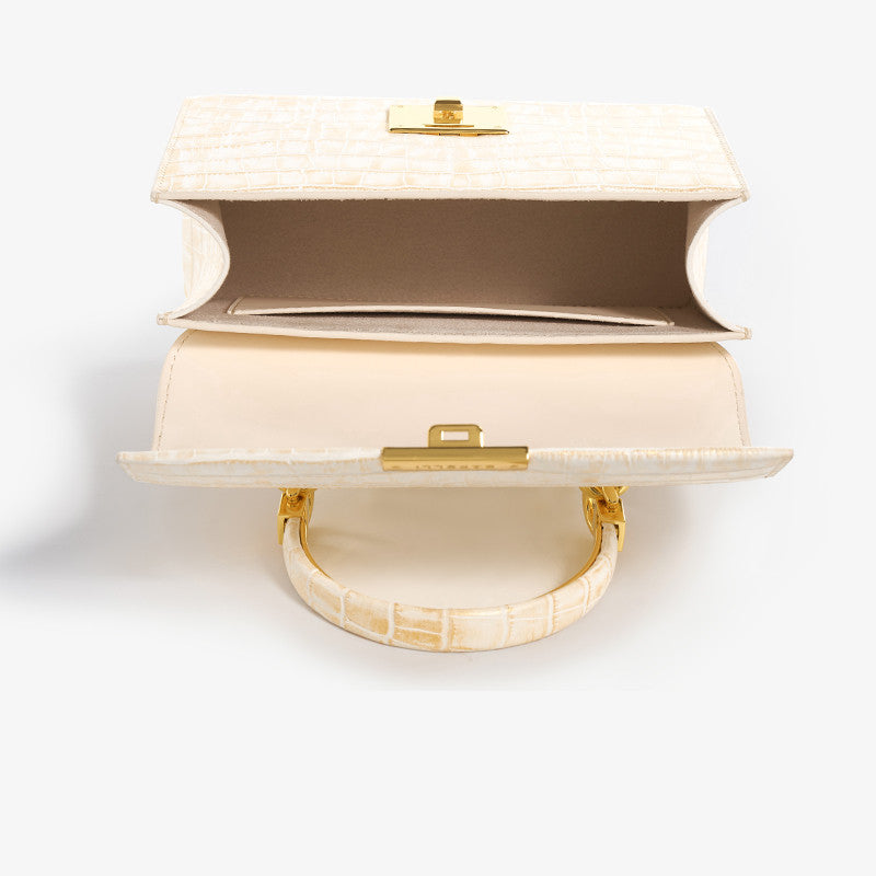 9afd203c-6513-4eef-a459-82322b1316d5