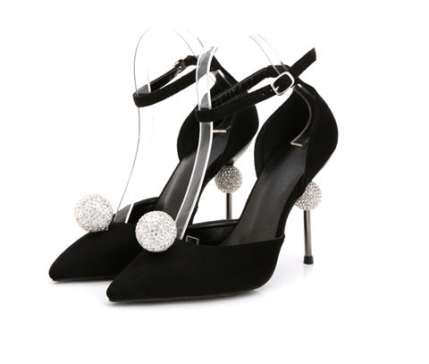 b2b86183-9f22-4fea-a6ce-e0d05e81089f