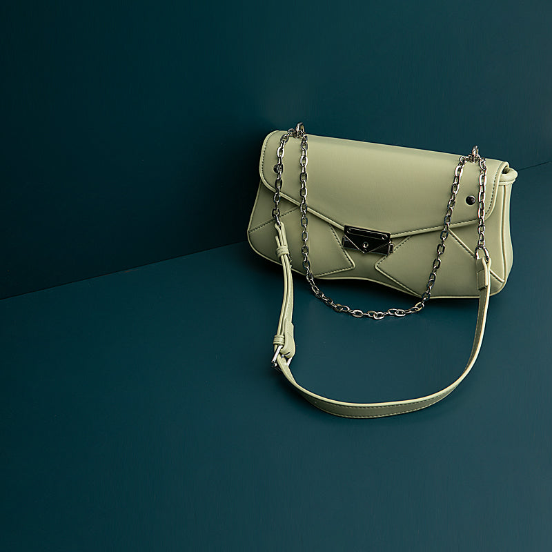 ba7e56b9-2397-4e24-afd6-1935fd4172f3