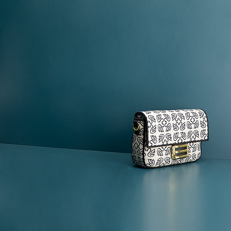 f4f26bb0-303c-4046-9cc6-09c78a2e1ba5